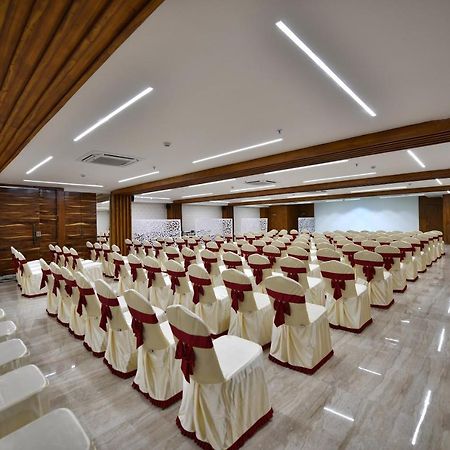Hotel Urban Delight Managed By Cannychoice Vijayawāda Екстериор снимка