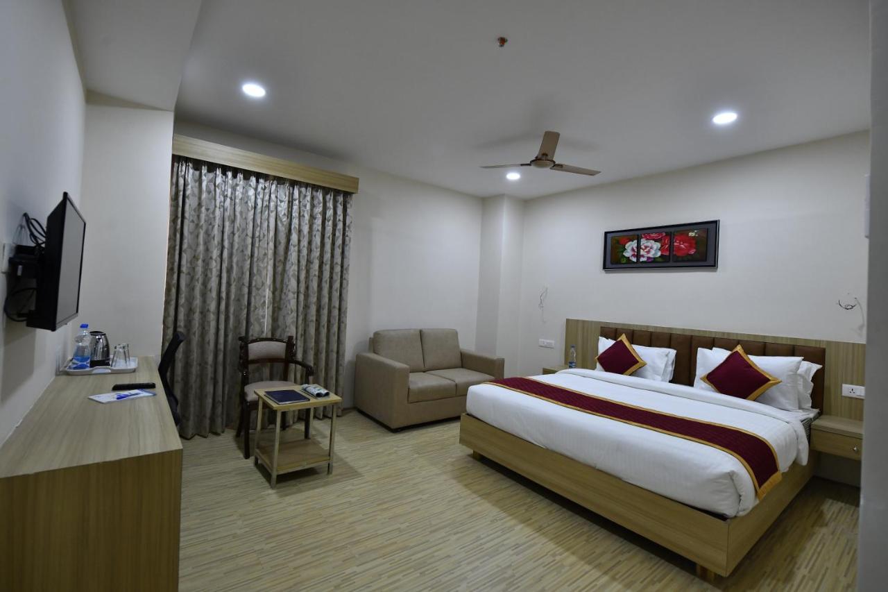 Hotel Urban Delight Managed By Cannychoice Vijayawāda Екстериор снимка