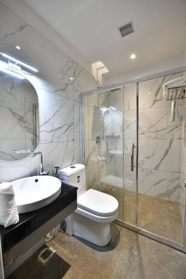Hotel Urban Delight Managed By Cannychoice Vijayawāda Екстериор снимка